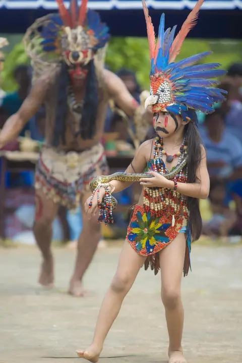 Pobladores de la comunidad nativa Infierno bailaron danzas típicas. Fuente: Pavel Martiarena.