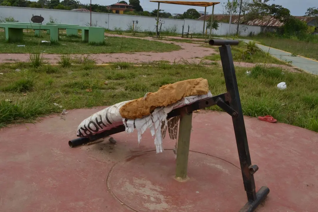 Maquinas en completo abandono. Fuente: Radio Madre de Dios.