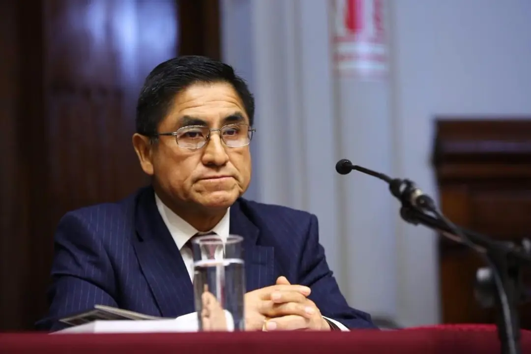 Exjuez César Hinostroza fugó a Europa por Ecuador. Fuente: Andina.