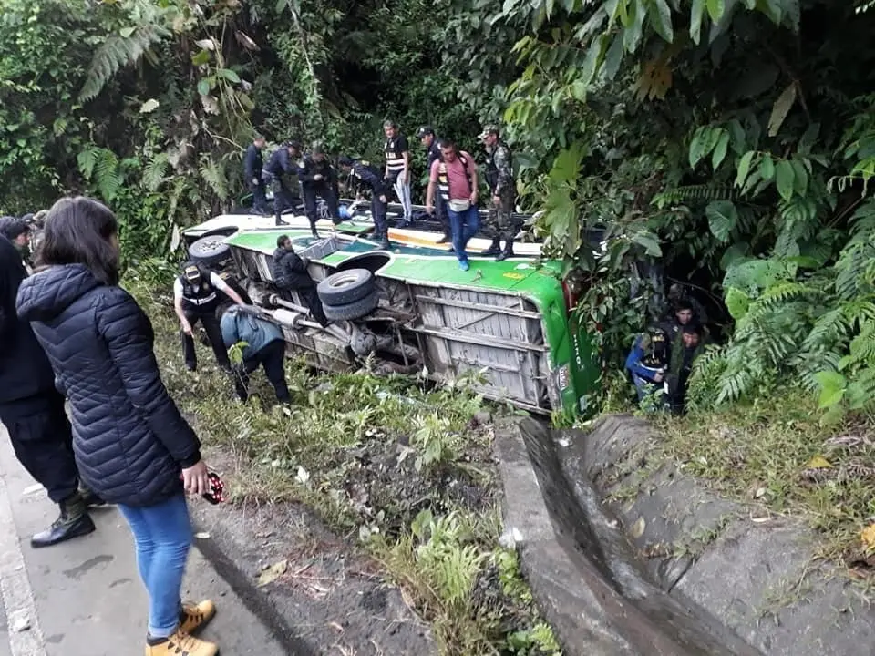Accidente ocurrió a cuatro kilómetros de Quincemil. Fuente: La Red de Noticias Madre de Dios.