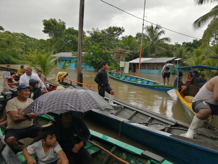 Se trasladó a más de 70 de pobladores de la Comunidad Nativa Amarakaeri- Boca Inambari, afectados por las inundaciones. Foto: Goremad.