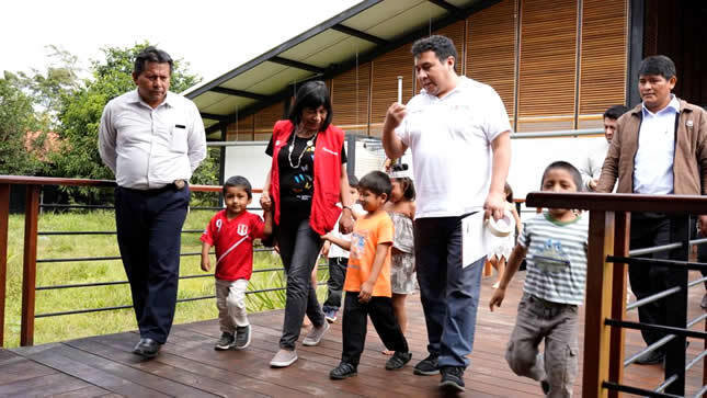 Inauguran colegio en localidad de Chonta. Foto: Minedu.