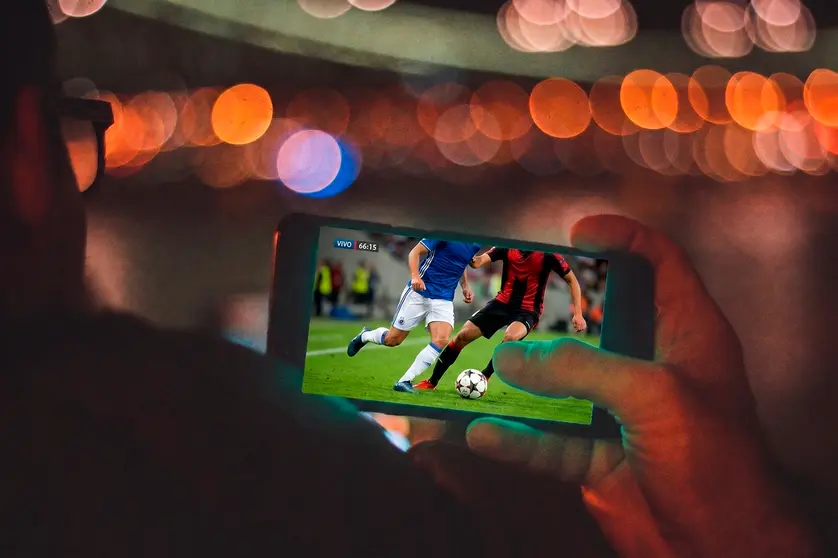 FOTO RE INTERNET M&Oacute;VIL