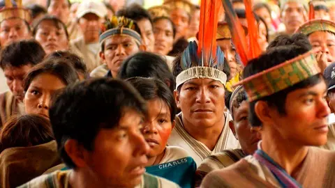 Diferentes líderes asháninkas durante la reunión. Foto: napa.com.pe