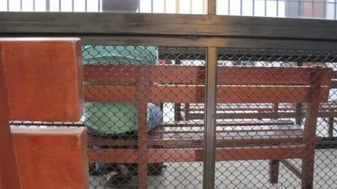 Cárcel.