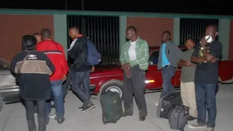 Inmigrantes ilegales.