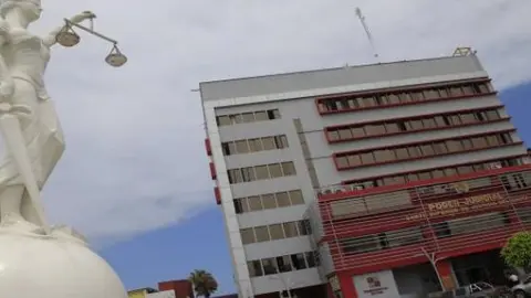 Los magistrados dispusieron además, que el condenado se someta a tratamiento psicológico.