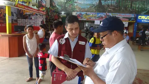 Instituciones como SUNAT e Indecopi dieron parte del operativo también.