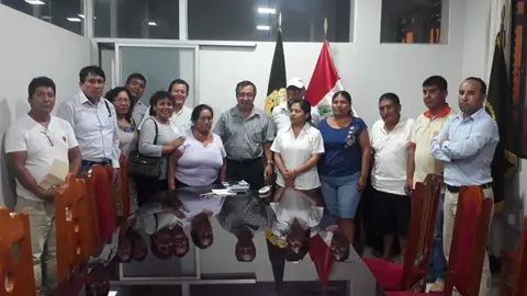 Gobernador escuchó a miembros de la Fedemin. Foto: Goremad.