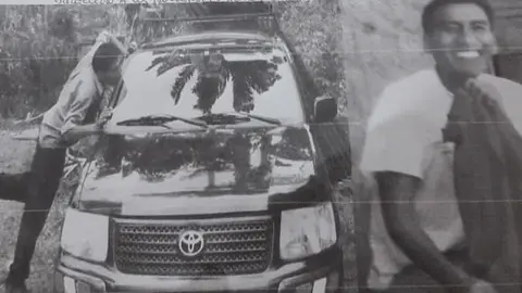 Volante entregado por el cuñado del conductor desaparecido. Foto: RMDD.