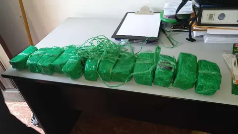 Droga era escondida en una zona acondicionada del vehículo. Foto: PNP.