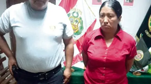 Al momento de ser detenida, Gloria Palma caminaba con actitud sospechosa frente a una oficina bancaria. Foto: PNP.