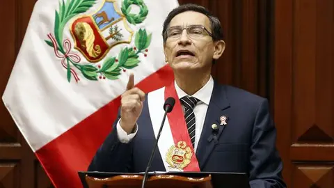 El presidente Martín Vizcarra fue cuestionado en diversas oportunidades por las contrataciones de su entorno familia, de confianza y amical. (Foto: Presidencia)