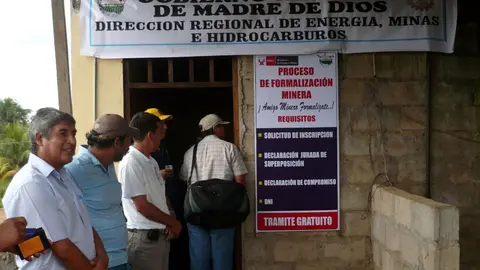 Ministro de Energía y Minas, Miguel Incháustegui, participará de mesa de trabajo donde se analizará proceso de formalización de pequeños mineros y mineros artesanales de Madre de Dios. ANDINA/archivo