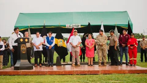 La comitiva que dio el anuncio. Foto: Goremad