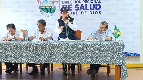 Conferencia de la ministra Rosa Gutiérrez. Imagen: Radio Madre de Dios