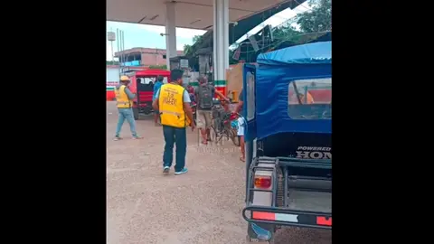 Colas en grifos. Imagen: Flash Madre de Dios