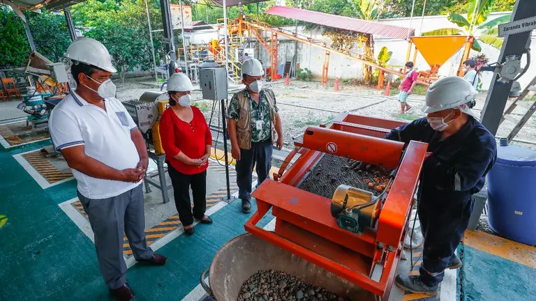 b512739d-de82-482c-aa9d-c5e5b487e503