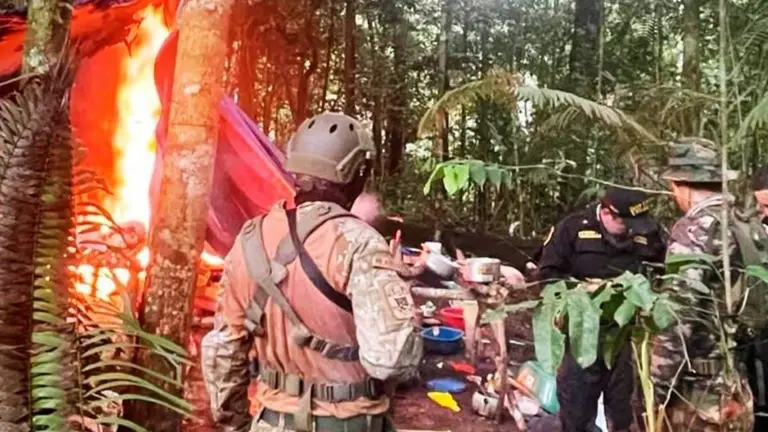 minería-ilegal-foto-ministro-de-defensa